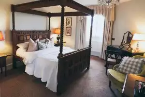 Room 18 - Photographed by Si Medlicott