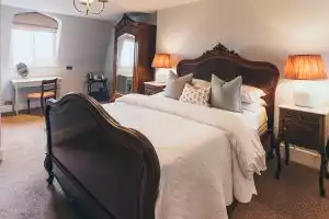 Room 20 - Photographed by Si Medlicott